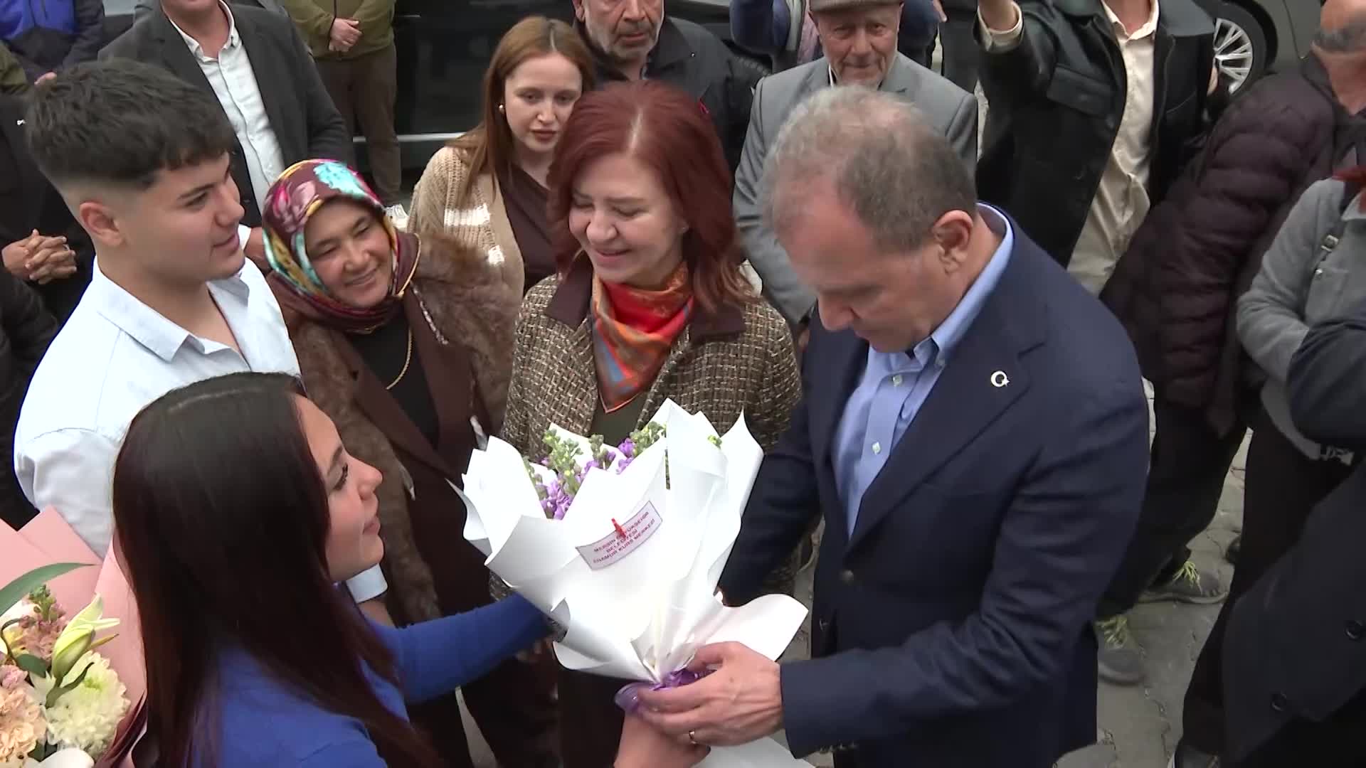 Seçer Anamur’da düzenlenen iftar programına katıldı